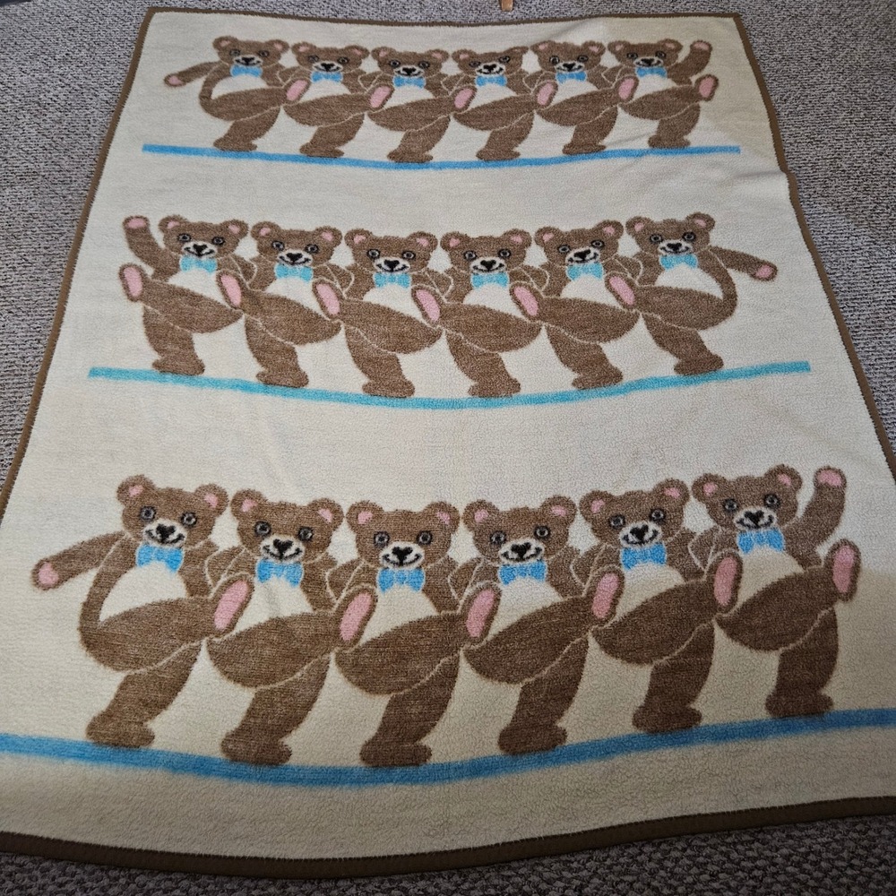 Vintage Biederlack Dancing Teddy Bear Blanket Fleece Reversible Brown Cream USA